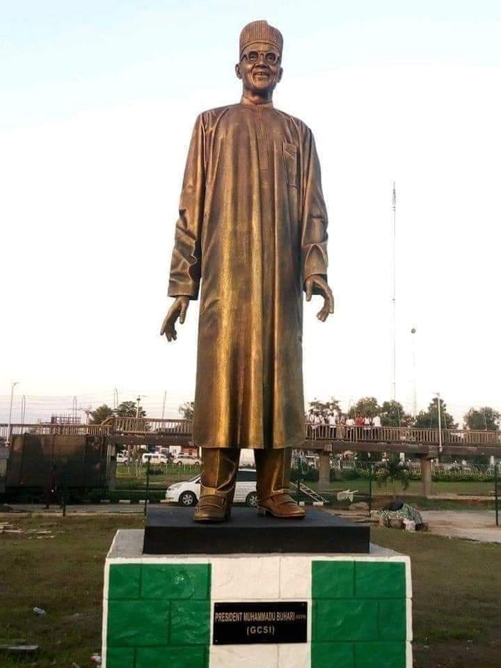 Rochas Okorocha Unveils Buhari Statue