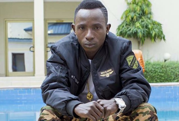 Patapaa flaunts