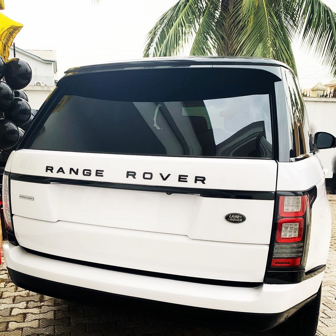 Swanky Jerry acquires Range Rover