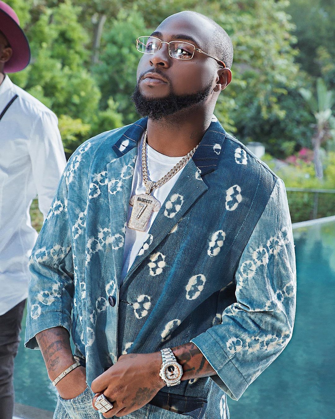 ‘I have the biggest record label in Africa’ – Davido boasts