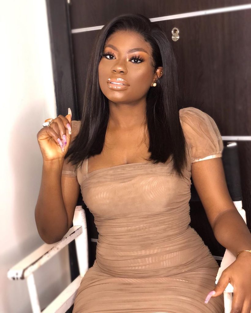 Sophia Momodu looking chic in new photos, shortly after her Baby daddy