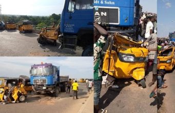 Trailer crushes 20 people