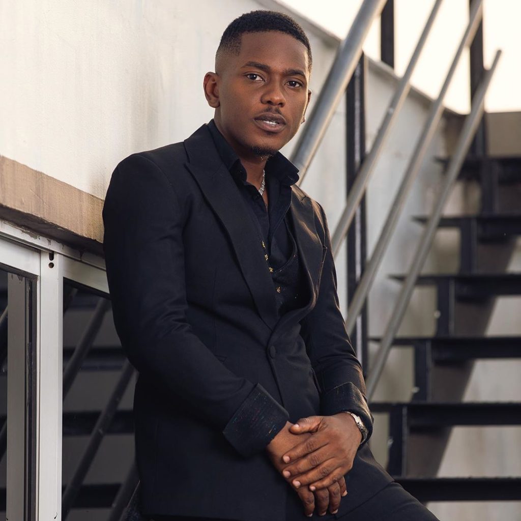 Actor Timini Egbuson Calls Out Female Troll Attacking Him In Comment Actor Timini Egbuson Calls Out Female Troll Attacking Him In Comment