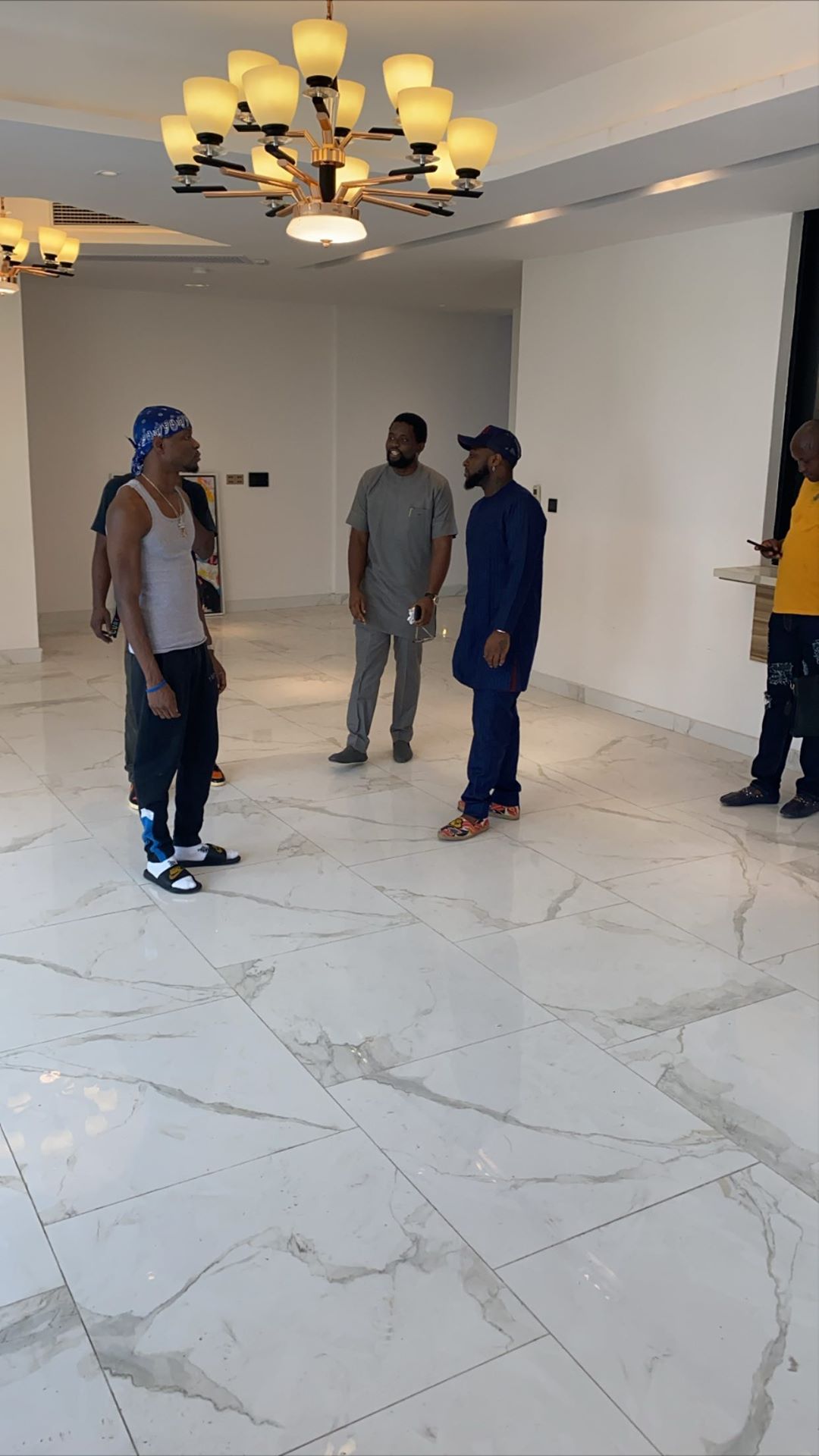 OBO!! – Davido set to move to his dream house with an elevator in Banana Island, Lagos (Photo+Video)