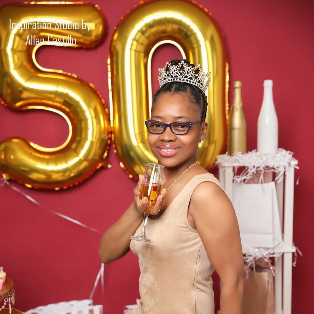 Woman leaves social media users in shock with her stunning 50th birthday ph...