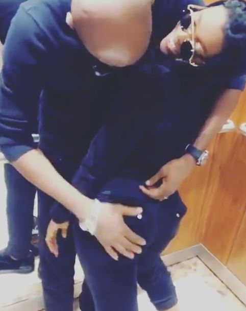 2Baba playfully smacks