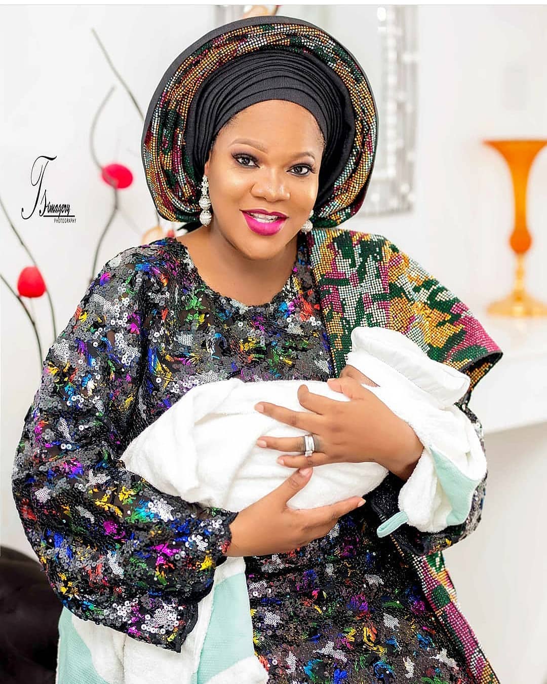 Toyin Abraham gifts