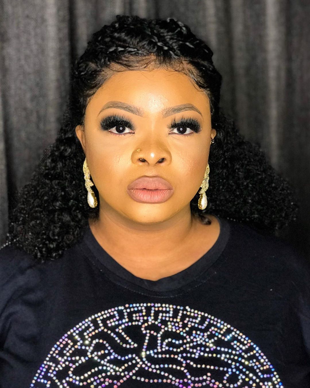 Dayo Amusa gives