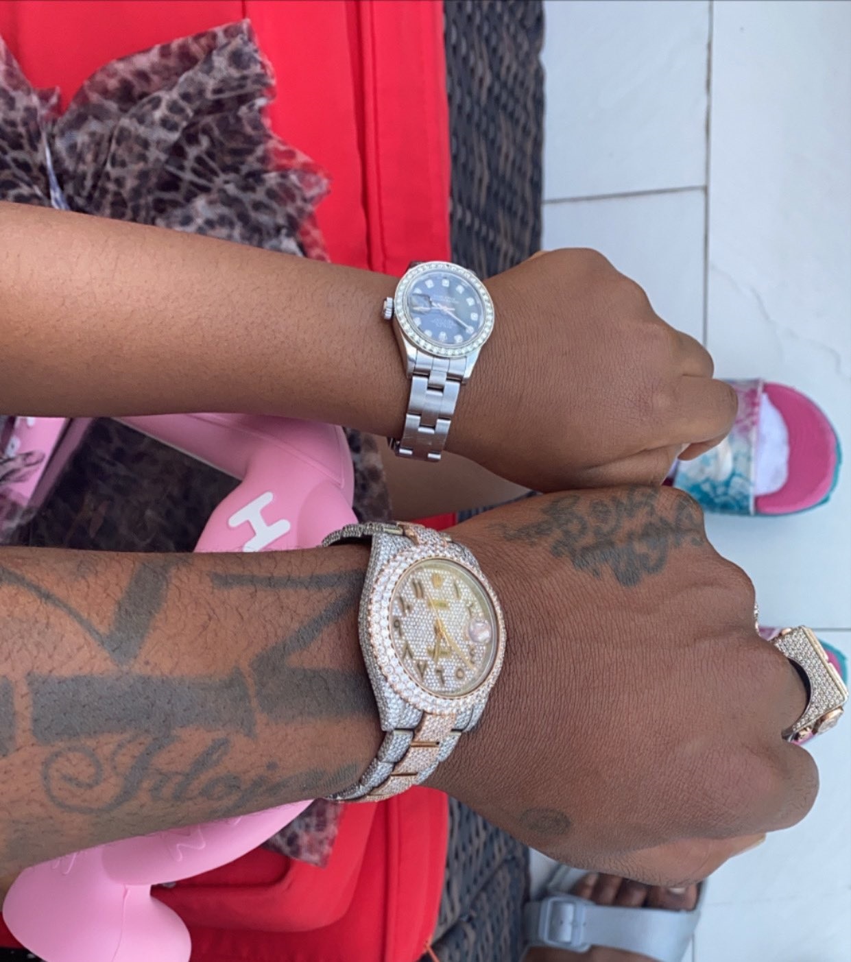 Twinning ! – Davido and his daughter, Imade, rock matching expensive wristwatches.