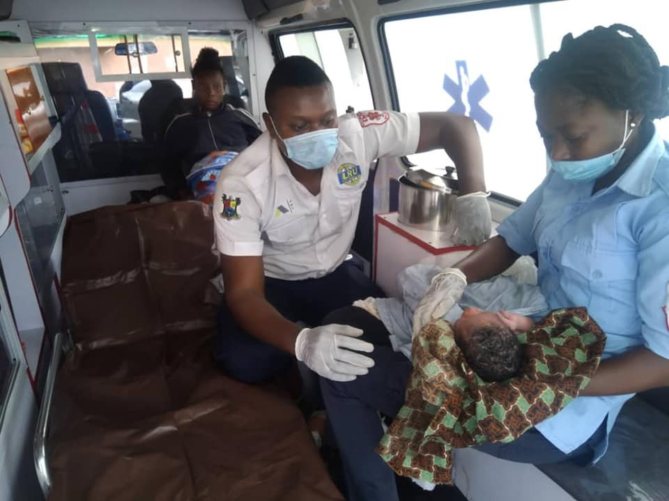 LASEMA help2 1 LASEMA response team helps homeless woman deliver her baby safely