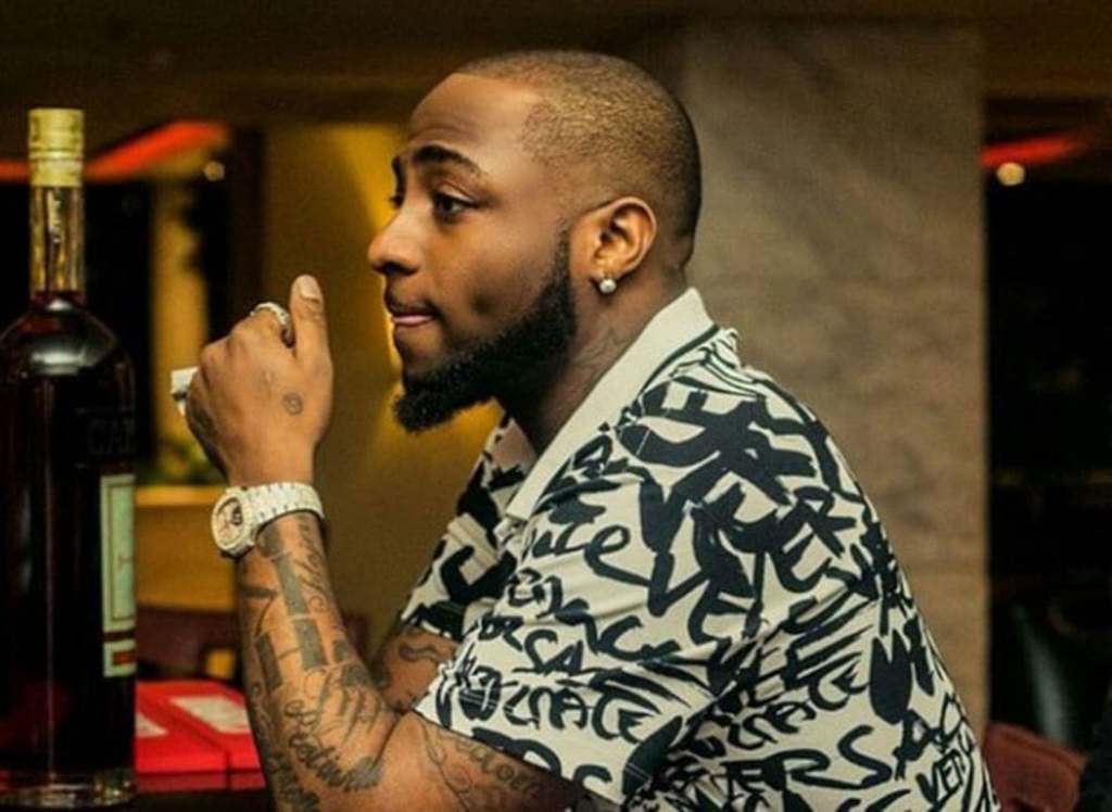 Davido blasts fan