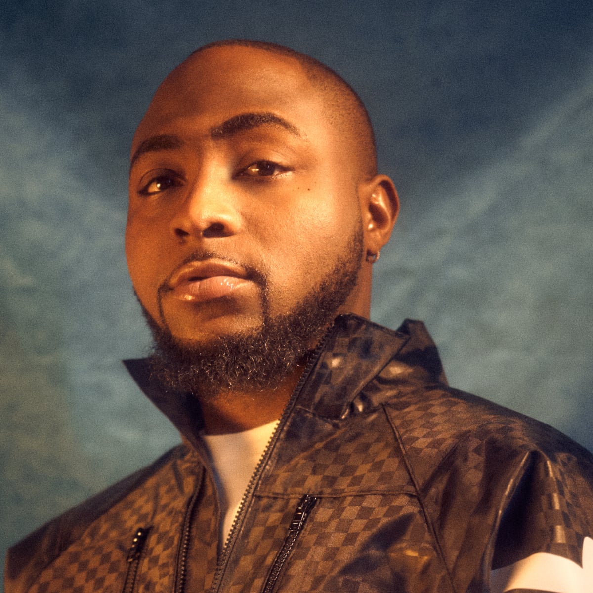 Davido sets fan straight