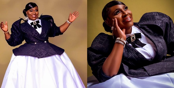 Mama Rainbow celebrates