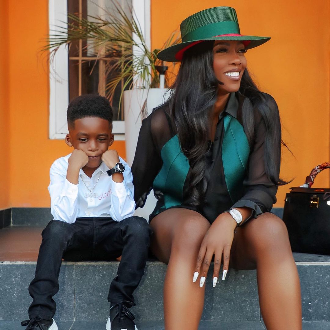 Tiwa Savage splashes