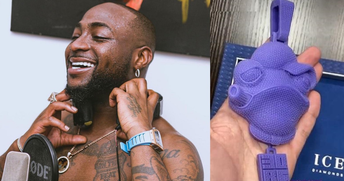 Davido acquires customized ‘frog pendant’ worth millions of naira (Video)