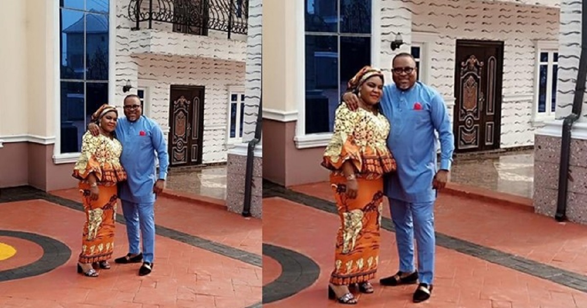 Make your wife proud by giving her N100k for soup in her friends presence – Man advises married men