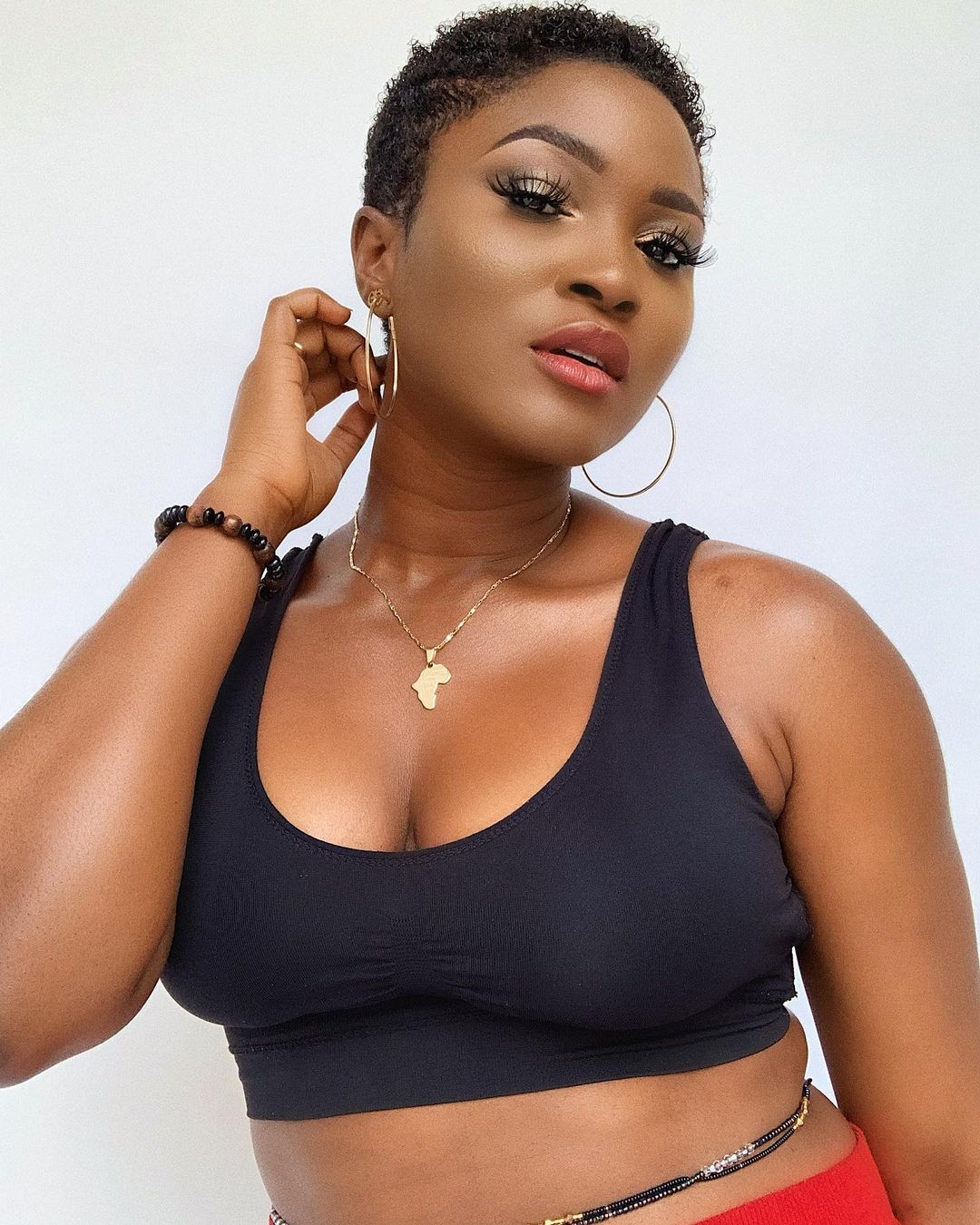 A man is poor because he does not apply himself to his duties to life" – Rapper, Eva Alordiah shares why she can never marry a poor man - YabaLeftOnline