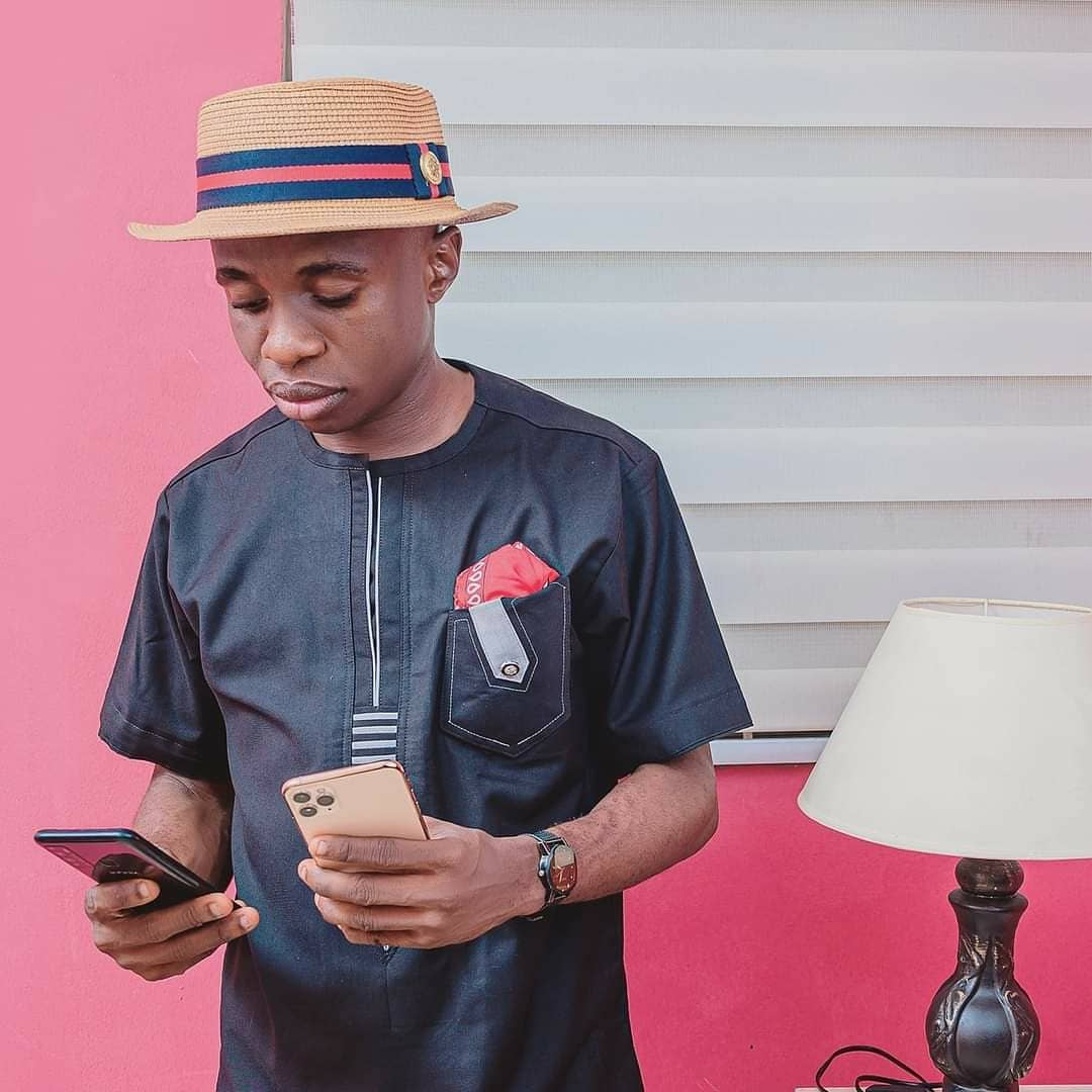 Ebiteinye exposes man