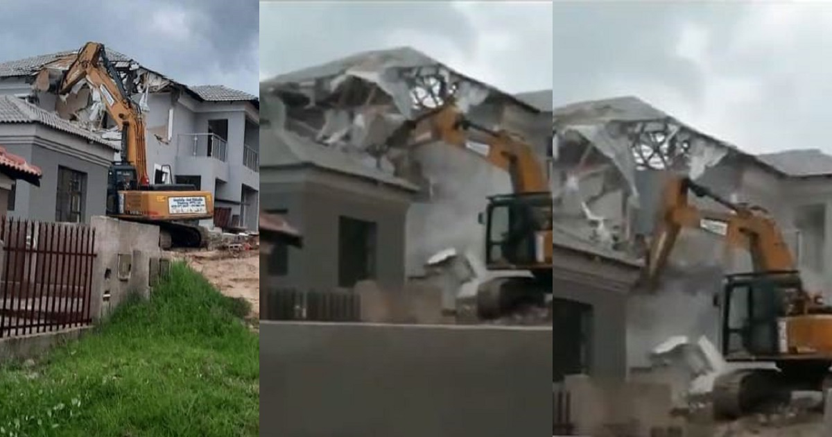 Man reportedly demolishes the house he built for his girlfriend after she broke up with him (video)