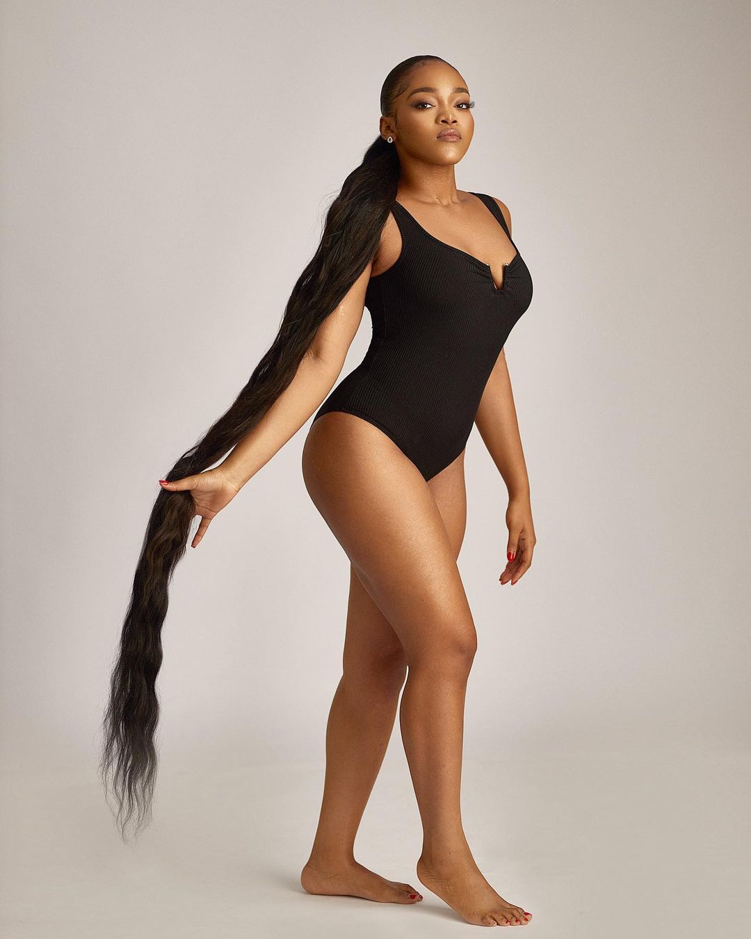 BBNaija star, Lilo causes stir as she flaunts her curves in sexy bodysuit