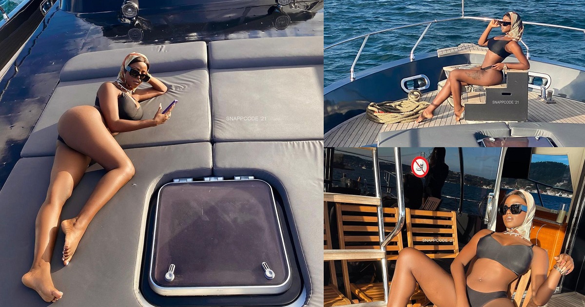 Khloe flaunts