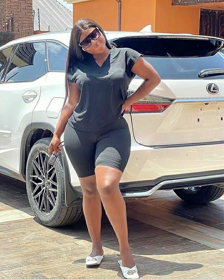 Nollywood actress, Destiny Etiko acquires another brand new SUV (Photos) 3 242377572 1096452040891754 3028619201735575892 n