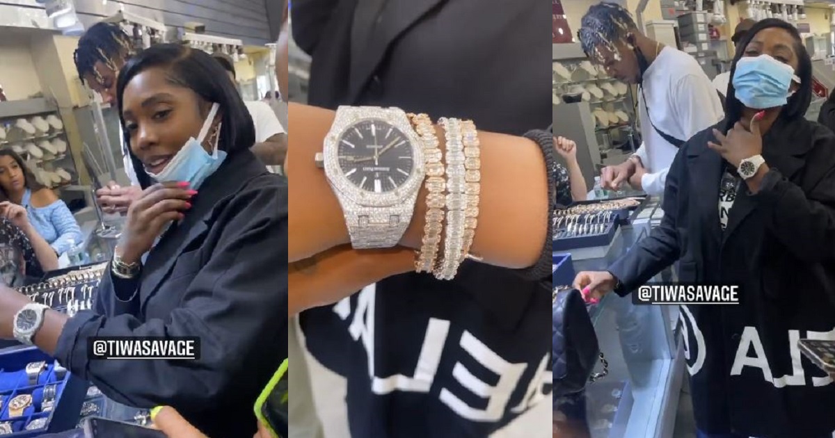 Davido hails
