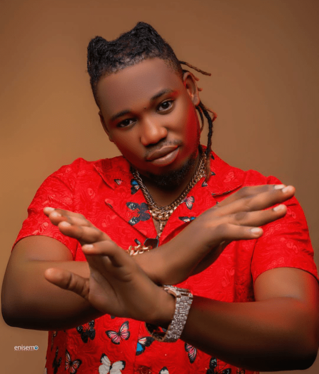 Popular singer, Qdot acquires a mansion in Lagos (photos) 3 Qdot acquires