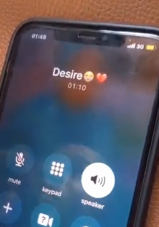 Nigerian guy pranks his ex-girlfriend, tells her that he needs someone to carry calabash in the middle of the night for him (Listen to conversation) 3 Nigerian guy