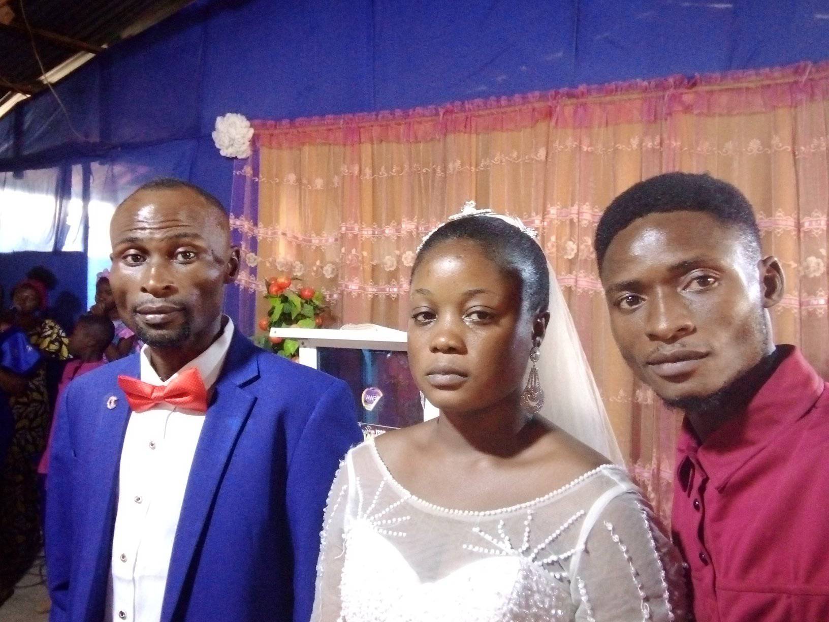 Nigerian groom reacts