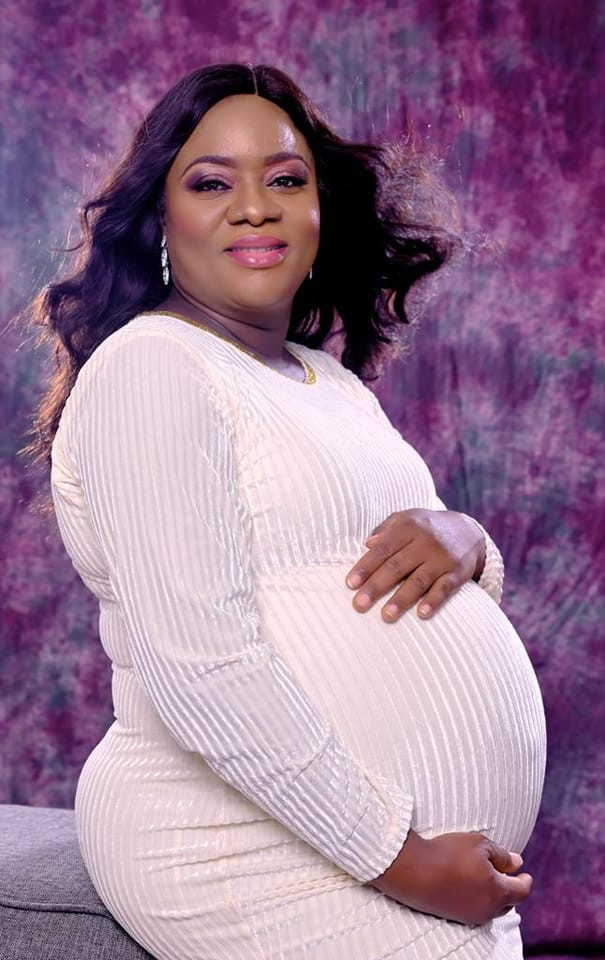 After 10 years of waiting, Nigerian woman dies on Christmas Day two days after giving birth to twins 3 61d2920063826