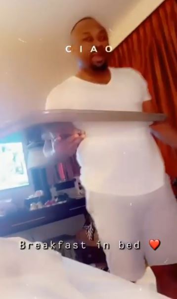 Nigerians gush