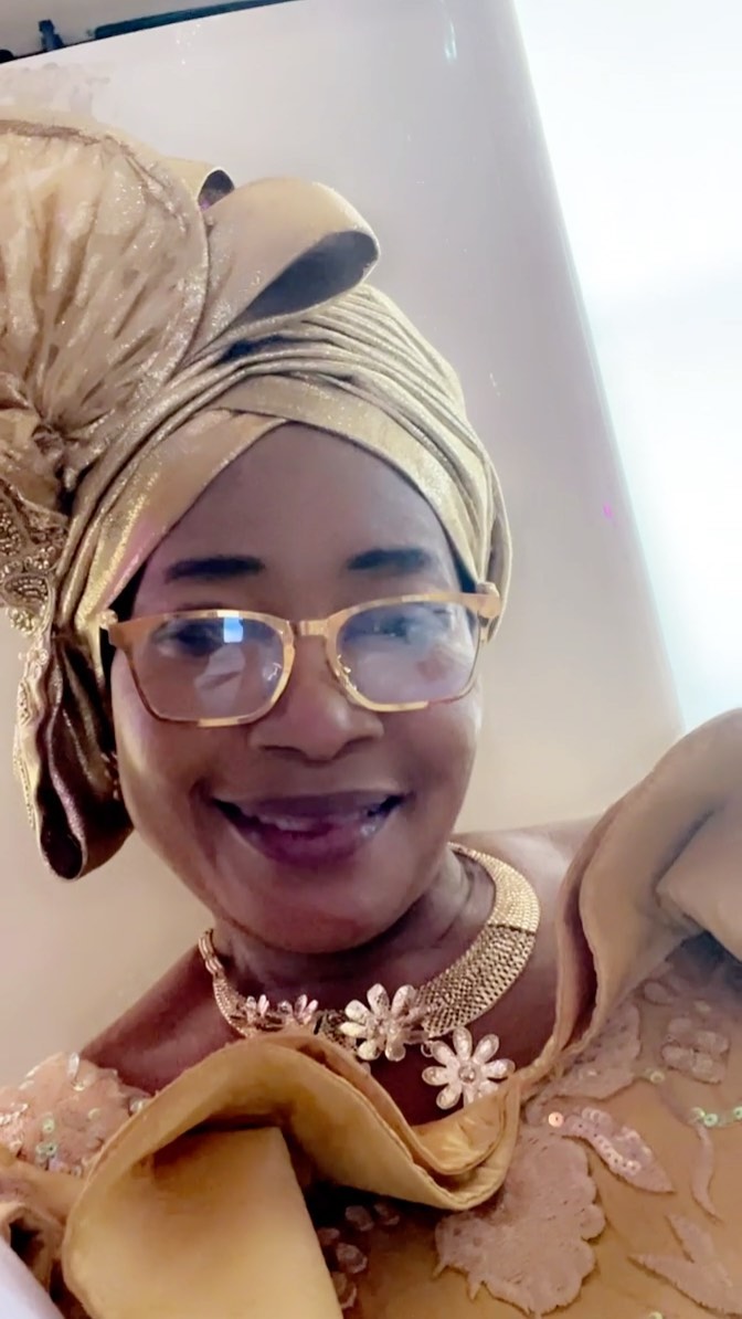 Before giving money to girls, give Mumsy – Actor Alexx Ekubo to men 3 mum 1