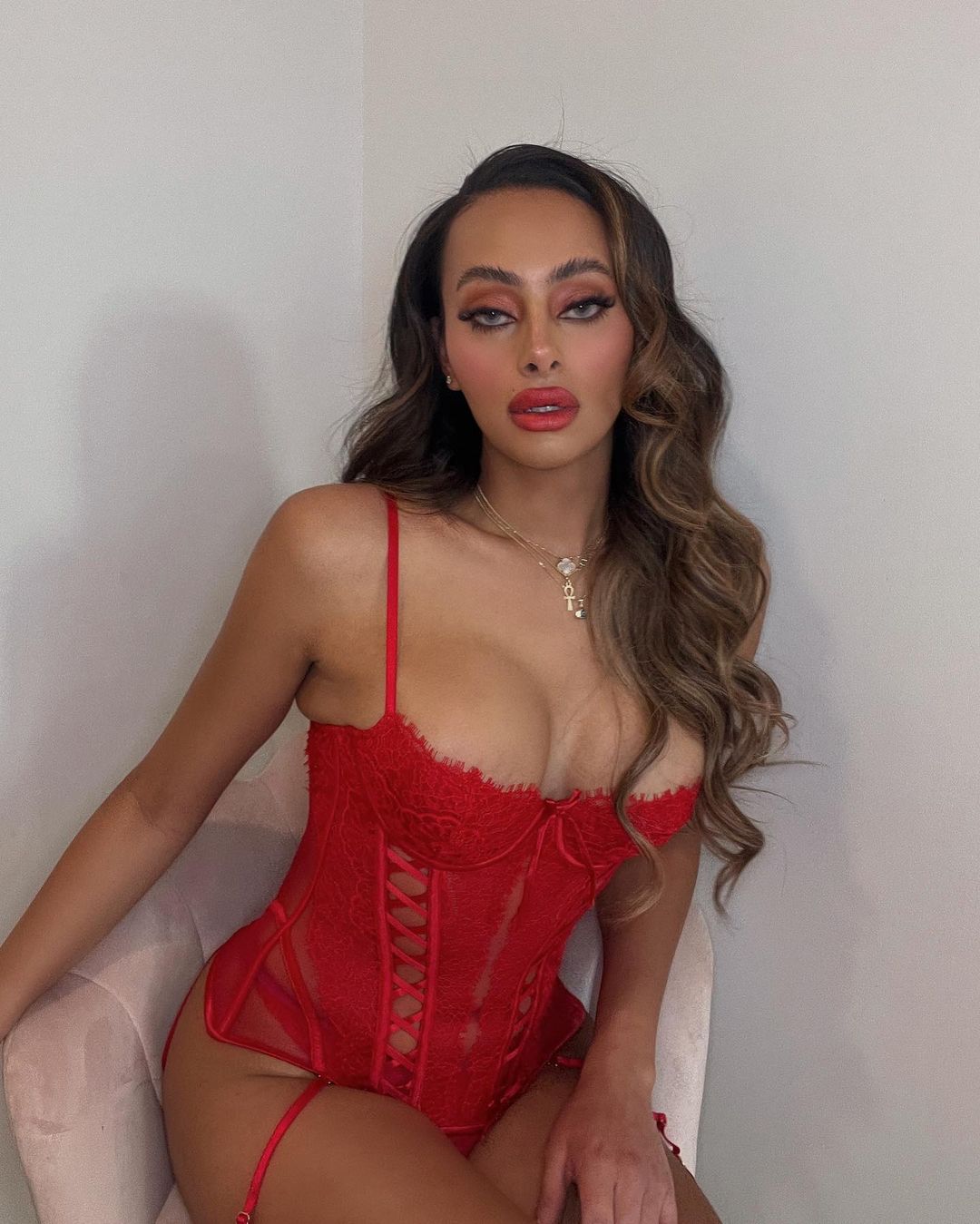  Emira D'Spain becomes