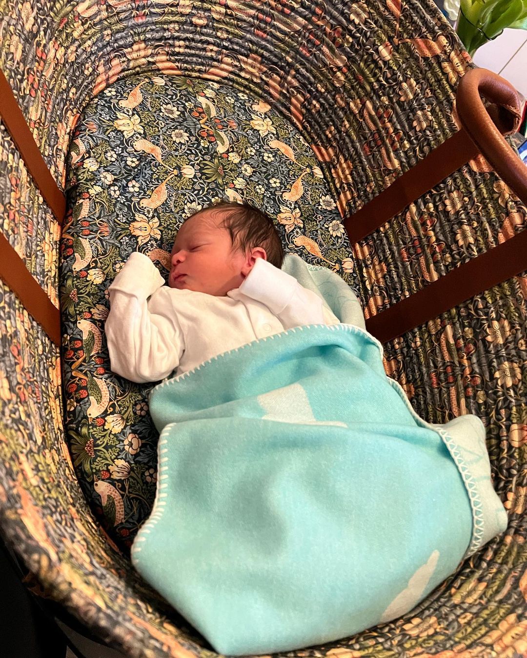Rapper Eve welcomes first child at 43 4 273577107 327619225952131 2550795020522816173 n
