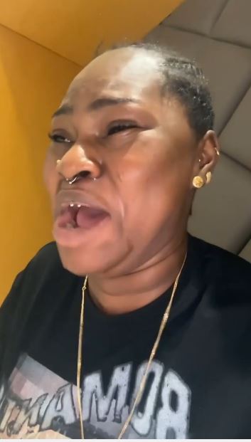 President of ‘Oloshos’ almost in tears as she reacts to Oxlade’s alleged s*x tape 4 President of 'Oloshos' almost