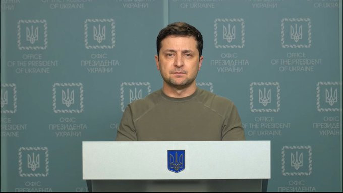 Volodymyr Zelensky bans