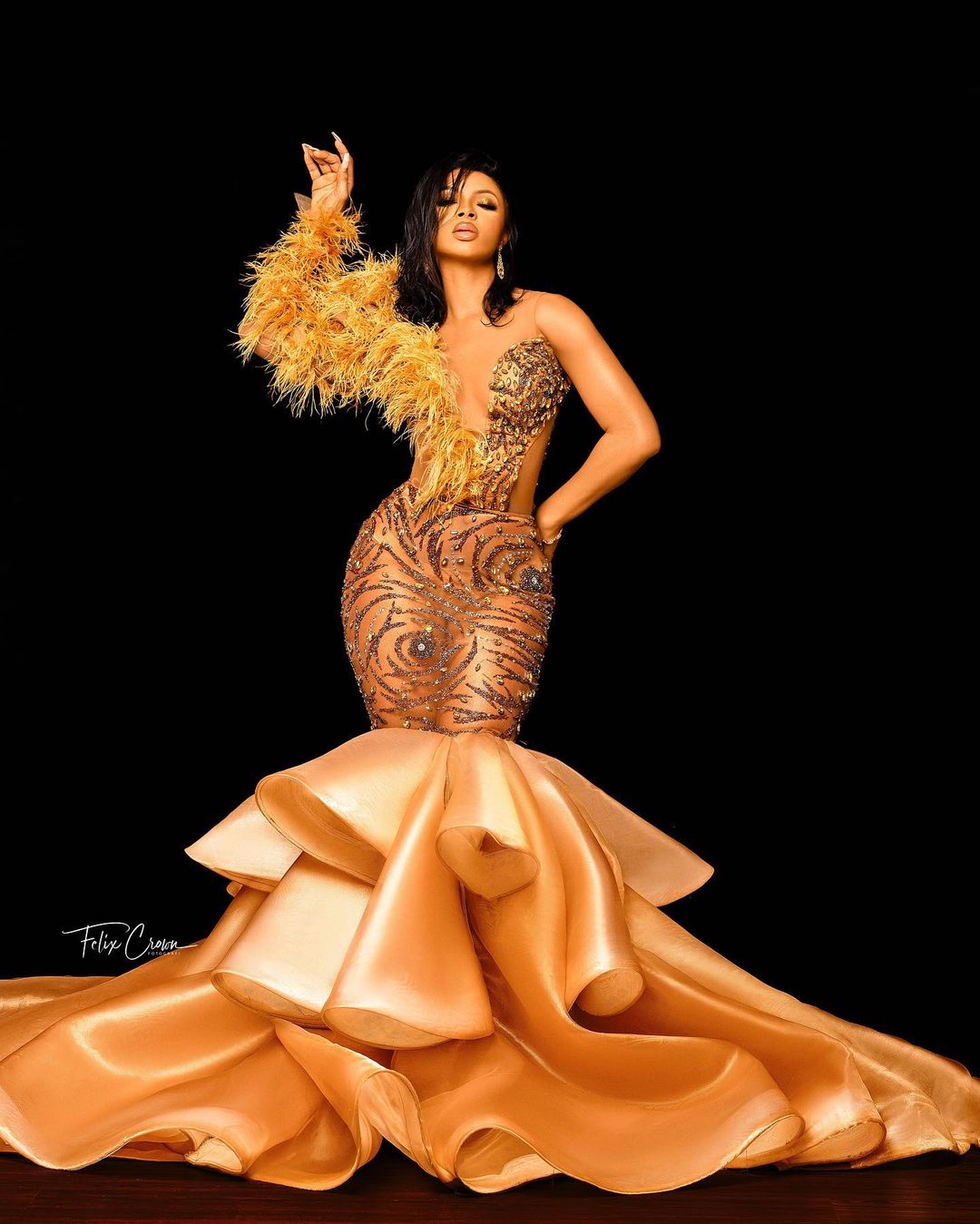 Fans gift Liquorose N14.5M, Mercedes-Benz, erect a billboard of her on 27th birthday (Photos / video) 3 277474056 943788779662875 7400289275216545794 n