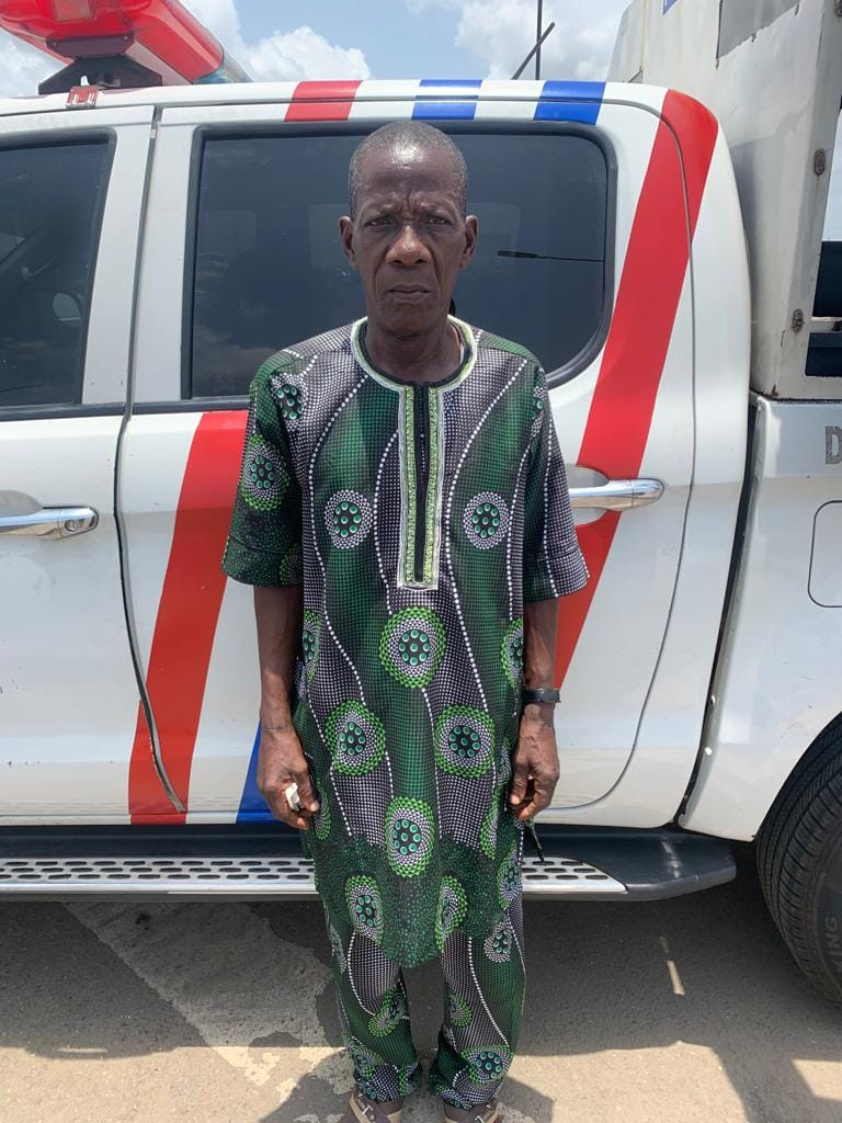 RRS stops 67-year-old man from jumping into Lagos Lagoon on his birthday after wife abandoned him 3 624c401aabea8