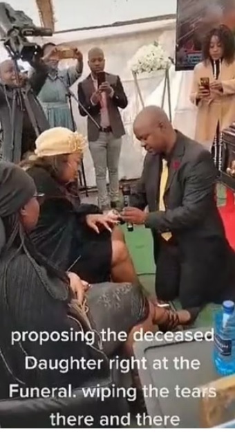 South African man proposes