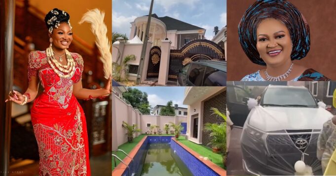 Papaya ex's mother opens