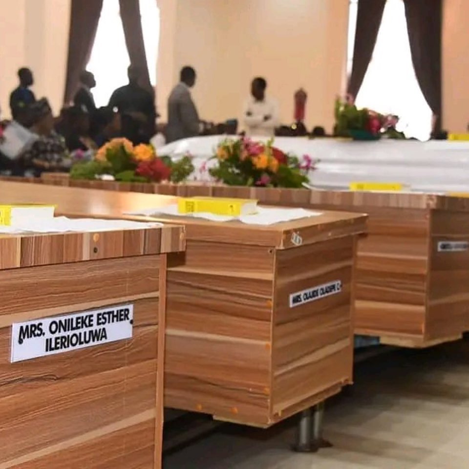 Photos and video from the funeral mass of the victims of Owo Catholic Church attack 4 288260284 712967913272887 8951089418961891649 n