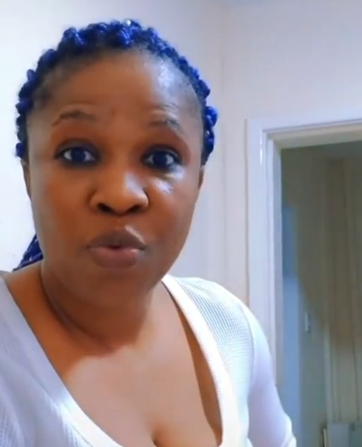 Nigerian woman warns