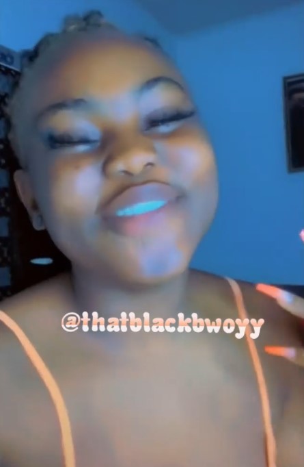 Ladies celebrate after their Yahoo boyfriends cashed out $6,000 after performing ‘sacrifice’ for them (video) 3 Ladies celebrate