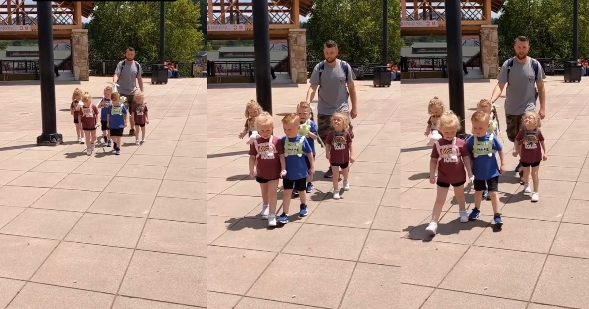 “They are humans not dogs!” – Father causes a stir for using leash to take his quintuplets for a walk (VIDEO)