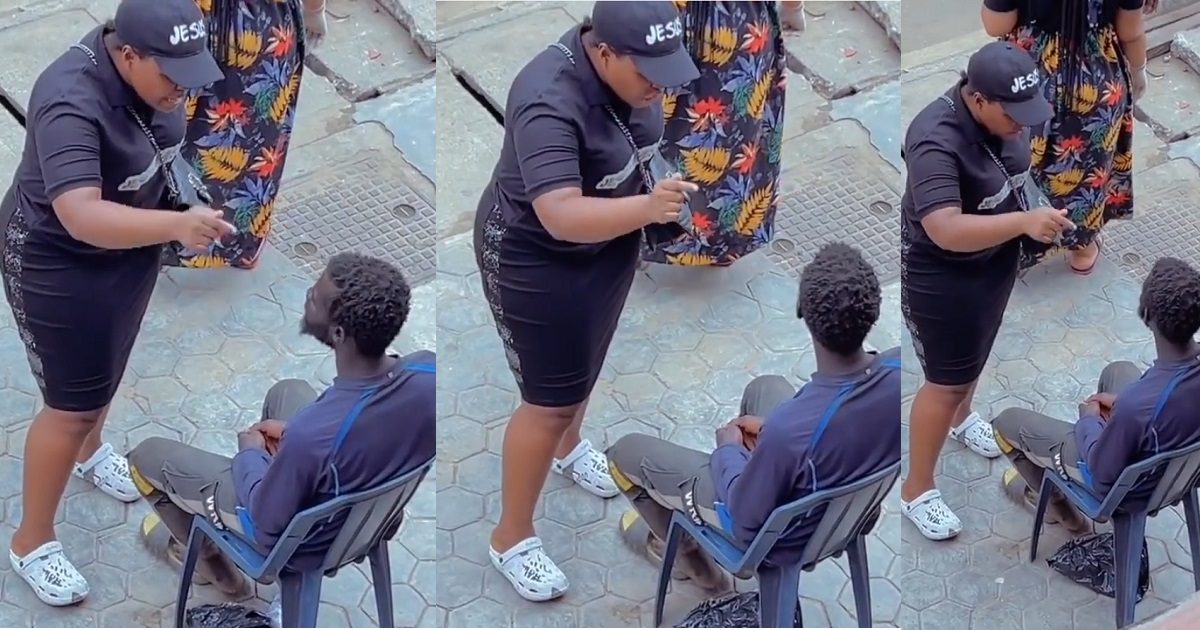 ‘I don hear, abeg dey go’ – Mentally unstable man replies a woman who was trying to cure him with prayers. (VIDEO)