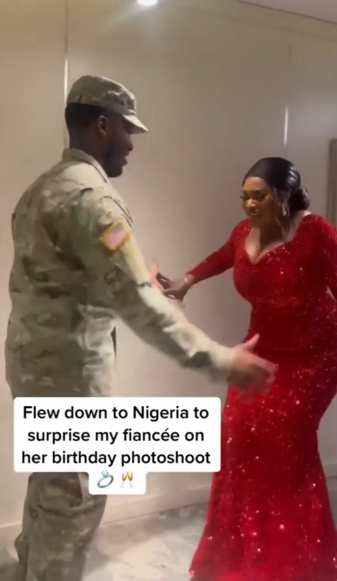 Nigerian-US army flew