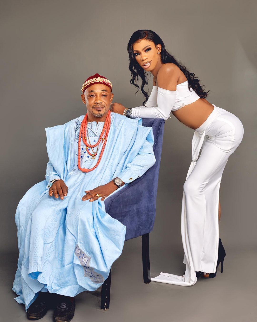 Crossdresser, James Brown’s father says powerful words of prayers for him after receiving iPhone 13 from him (Video) 3 271399395 149288467450280 1785304517730877112 n