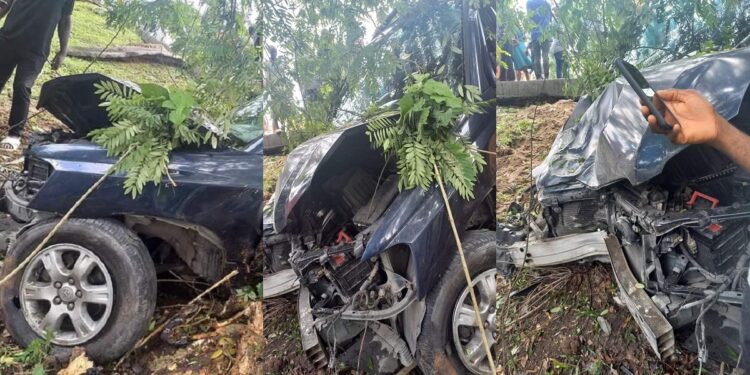 Woman reportedly dies in car crash while chasing her husband because she spotted him with a lady in Calabar