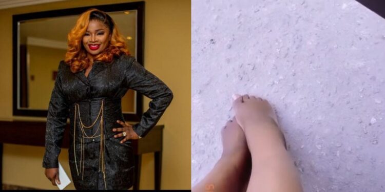 A video of IVD’s late wife, Bimbo, wandering about the market barefoot has surfaced.